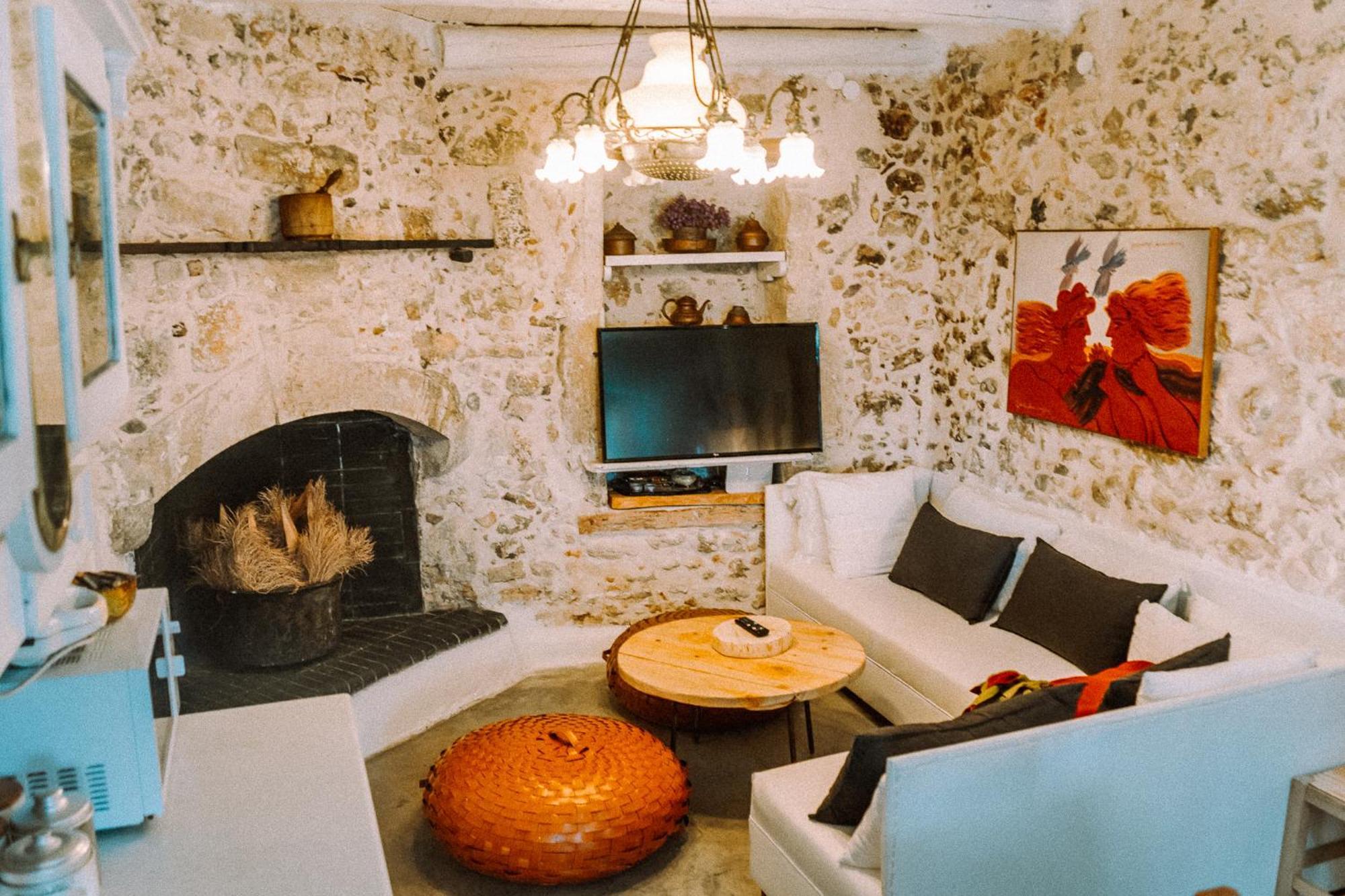 Antonia'S Stonebuilt Mansion With A Private Pool Villa Armenoi  Bagian luar foto